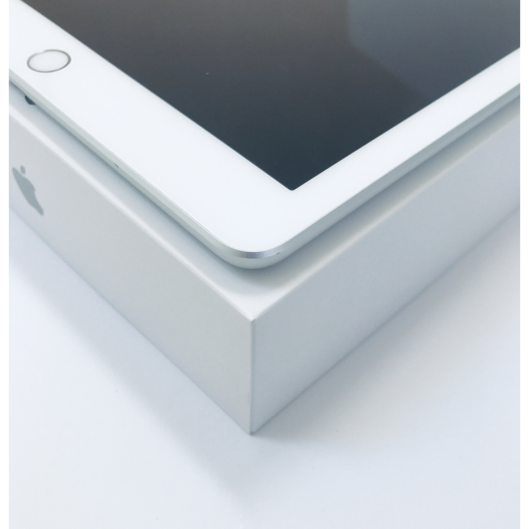 Apple iPad 第7世代 Wi-Fi 32GB 美品 1