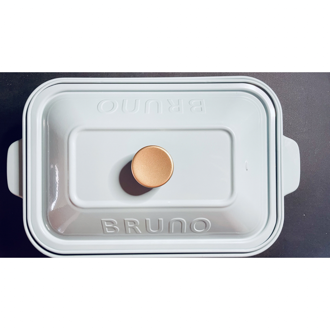 BRUNO(ブルーノ)の【未使用】BRUNO ホットプレート5枚セット　ブルーグレー  送料無料 スマホ/家電/カメラの調理家電(ホットプレート)の商品写真