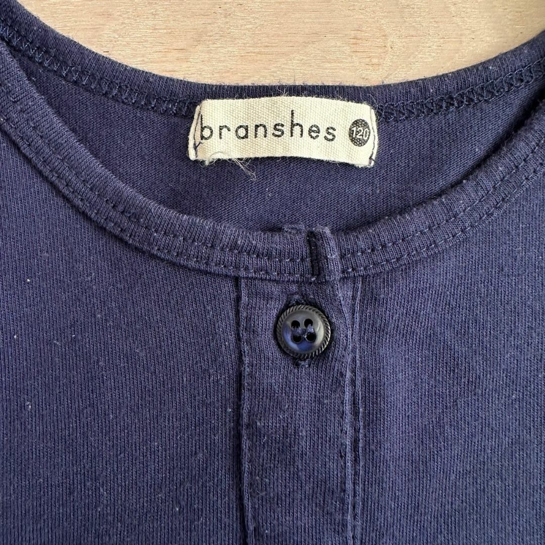 Branshes(ブランシェス)のBranshes 七分袖 ネイビーカーディガン 120 キッズ/ベビー/マタニティのキッズ服女の子用(90cm~)(カーディガン)の商品写真