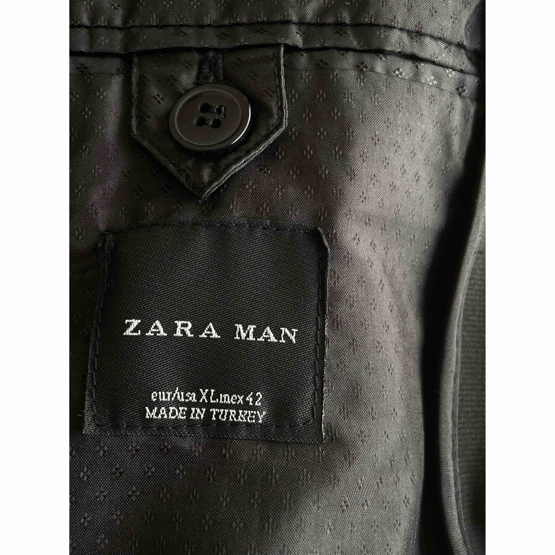 ZARA(ザラ)の美品　ZARA ザラ　スタッズ　ブラックジャケット　サイズ　XL メンズのジャケット/アウター(テーラードジャケット)の商品写真