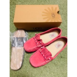 アグ(UGG)のUGG アグ ピンク モカシン 24cm(スリッポン/モカシン)