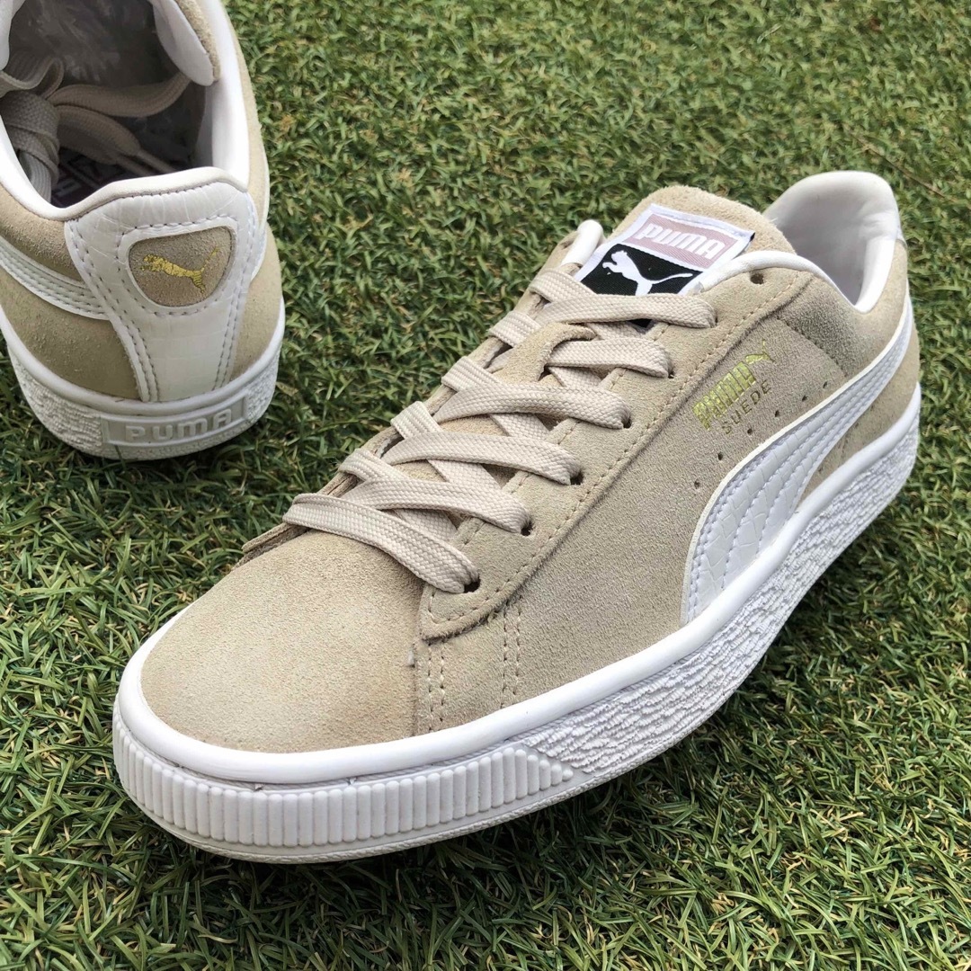 PUMA(プーマ)の美品23PUMAxMURUA SUEDE プーマ×ムルーア スエード HW336 レディースの靴/シューズ(スニーカー)の商品写真