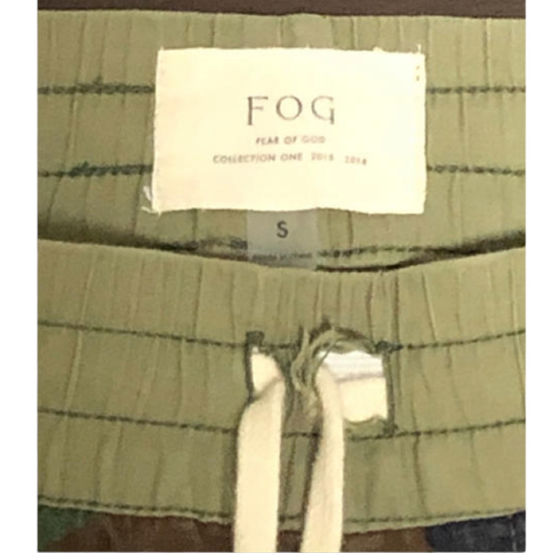FEAR OF GOD(フィアオブゴッド)のFEAR OF GOD パンツ　カモフラ メンズのパンツ(ワークパンツ/カーゴパンツ)の商品写真