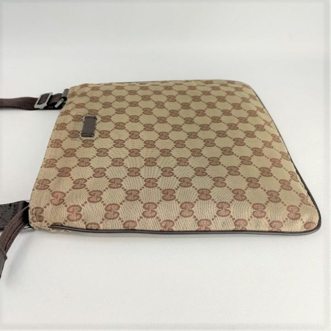 Gucci(グッチ)の■GUCCI グッチ■ GGナイロン 軽量 ショルダーバック ユニセックス メンズのバッグ(ショルダーバッグ)の商品写真