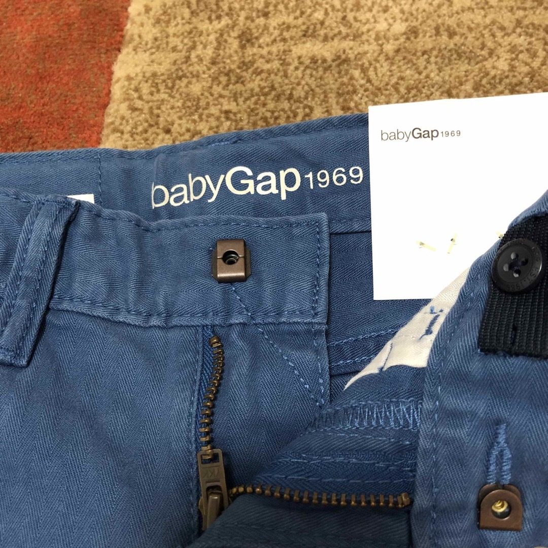 babyGAP(ベビーギャップ)のbaby GAP  パンツ　ブルーデニム　12-18m キッズ/ベビー/マタニティのベビー服(~85cm)(パンツ)の商品写真