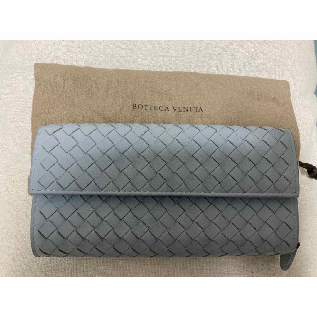 Bottega Veneta(ボッテガヴェネタ)のボッテガヴェネタBOTTEGA VENETAシープスキンレザーウォレット レディースのファッション小物(財布)の商品写真