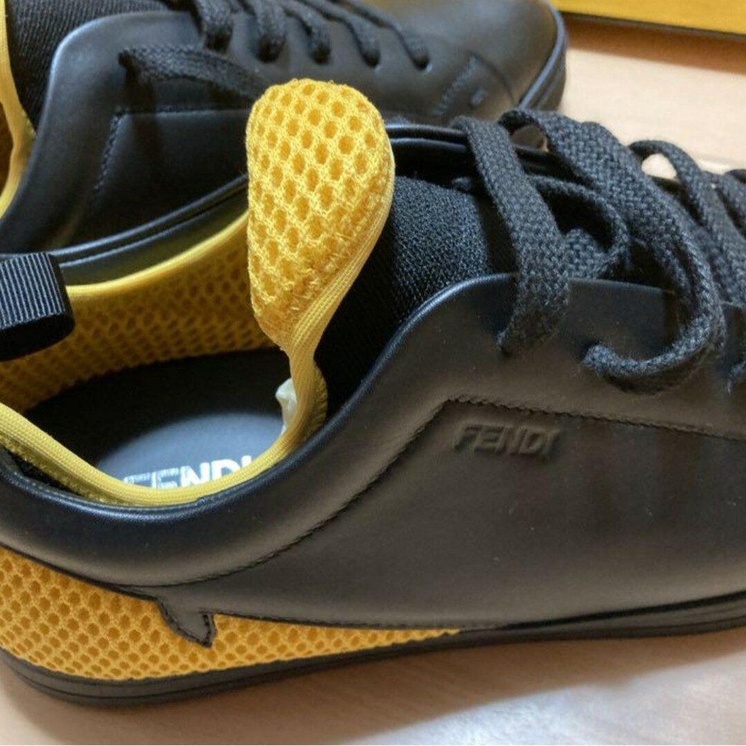 FENDI(フェンディ)のFENDI　スニーカー5 メンズの靴/シューズ(スニーカー)の商品写真