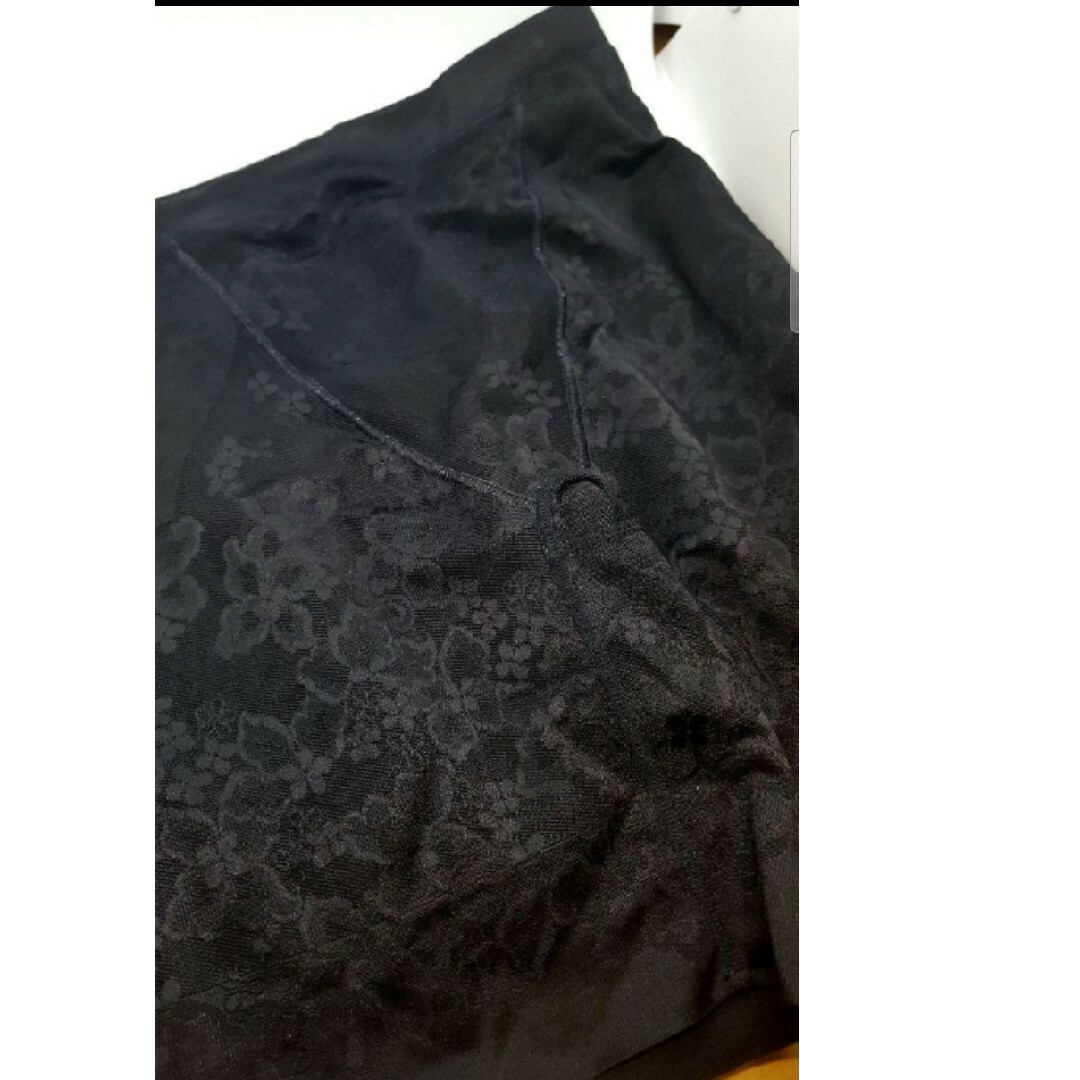 Wacoal(ワコール)のワコール 黒 矯正下着 サイズ 76 レディースの下着/アンダーウェア(その他)の商品写真