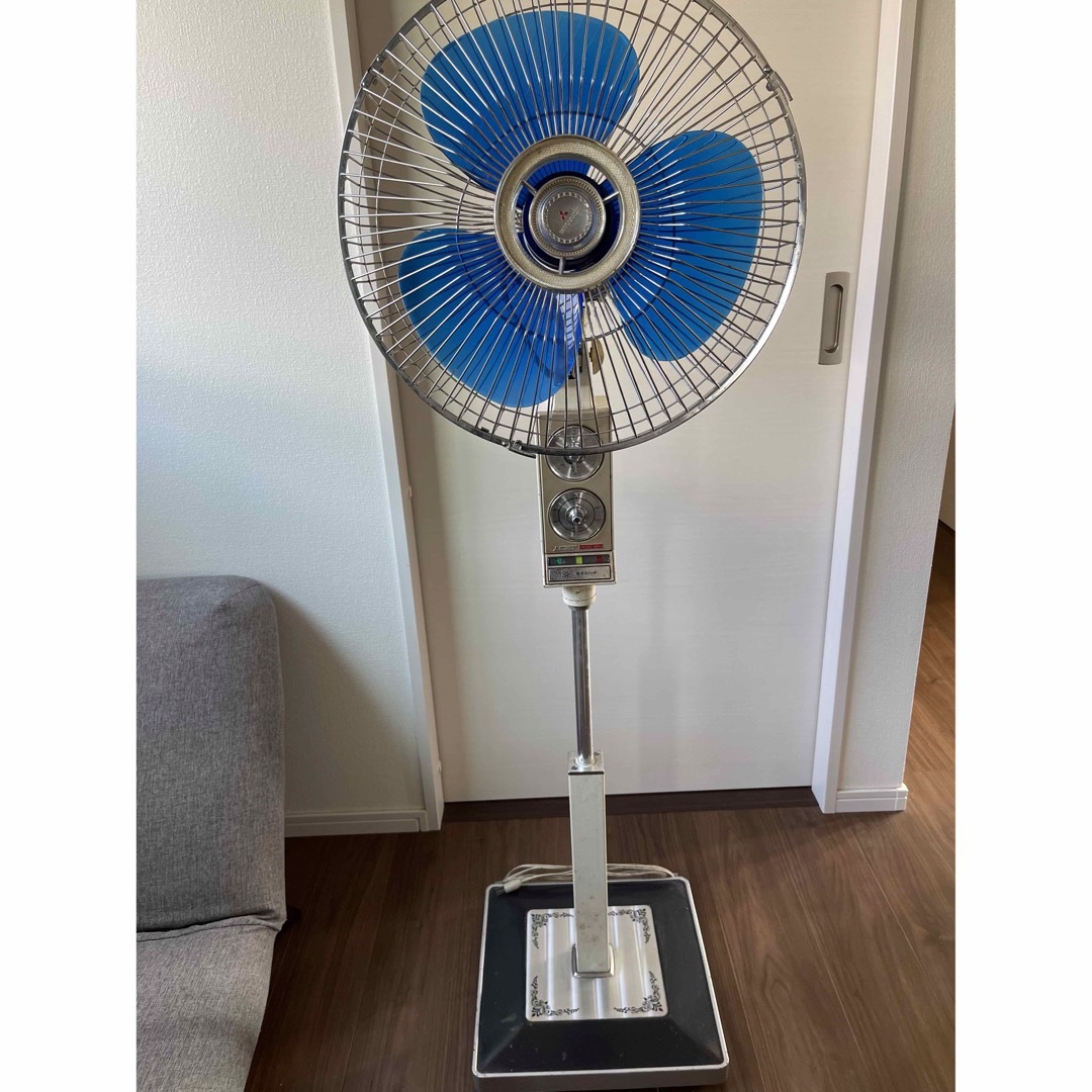 台座約35㎝角三菱 扇風機 大型 昭和レトロ - 扇風機・サーキュレーター 台座約35㎝角三菱 扇風機 大型 昭和レトロ - 扇風機・サーキュレーター