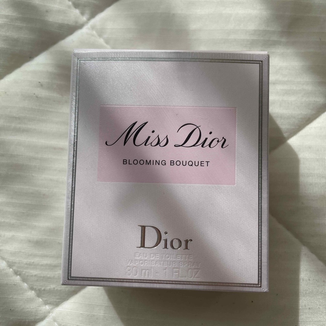 Dior(ディオール)のミスディオール ブルーミングブーケ 30ml コスメ/美容の香水(香水(女性用))の商品写真