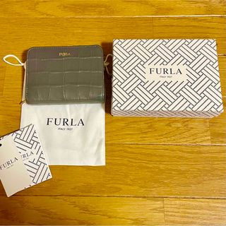 フルラ(Furla)の値下げ！【FURLA】2つ折り財布(美品・傷、汚れなし)(財布)