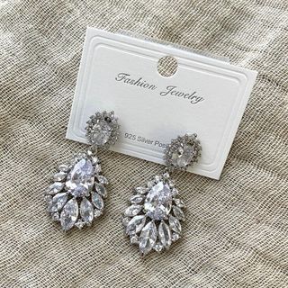 ヴェラウォン(Vera Wang)のブライダル　ドロップピアス(ピアス)