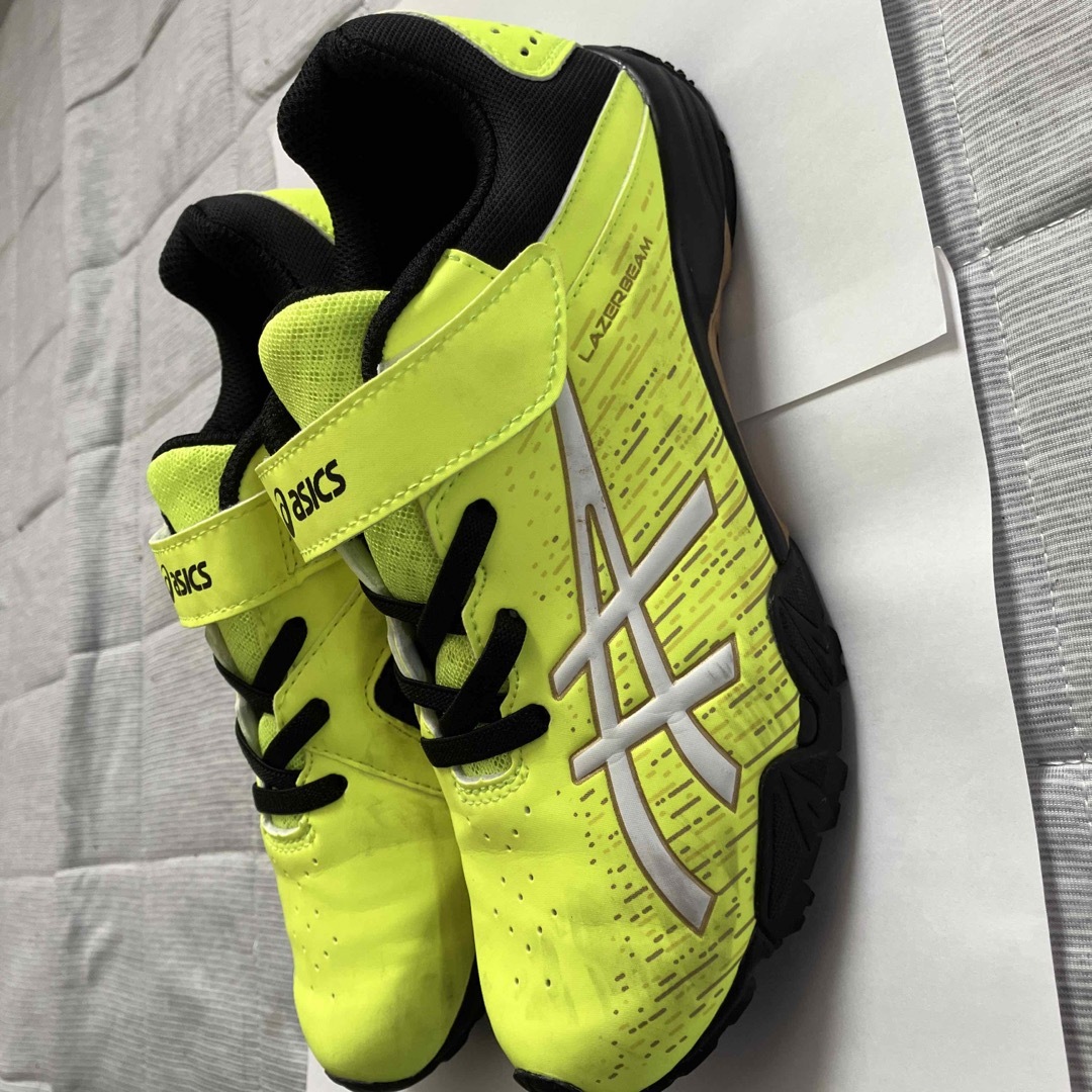 asics(アシックス)のアシックス　22センチ　イエローN aOK様専用 キッズ/ベビー/マタニティのキッズ靴/シューズ(15cm~)(スニーカー)の商品写真