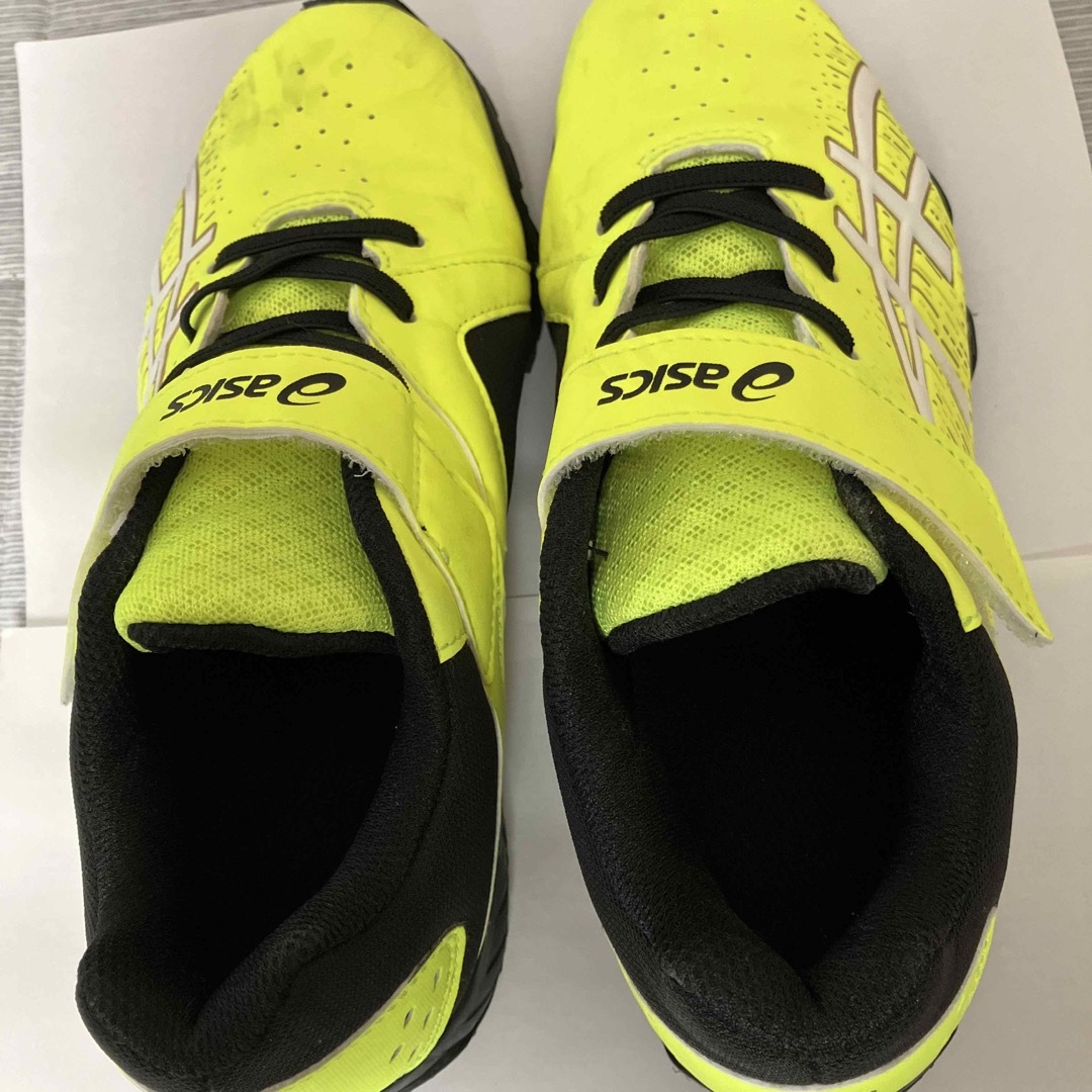 asics(アシックス)のアシックス　22センチ　イエローN aOK様専用 キッズ/ベビー/マタニティのキッズ靴/シューズ(15cm~)(スニーカー)の商品写真