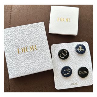 ディオール(Dior)のDior ノベルティ バッチ 非売品(ノベルティグッズ)