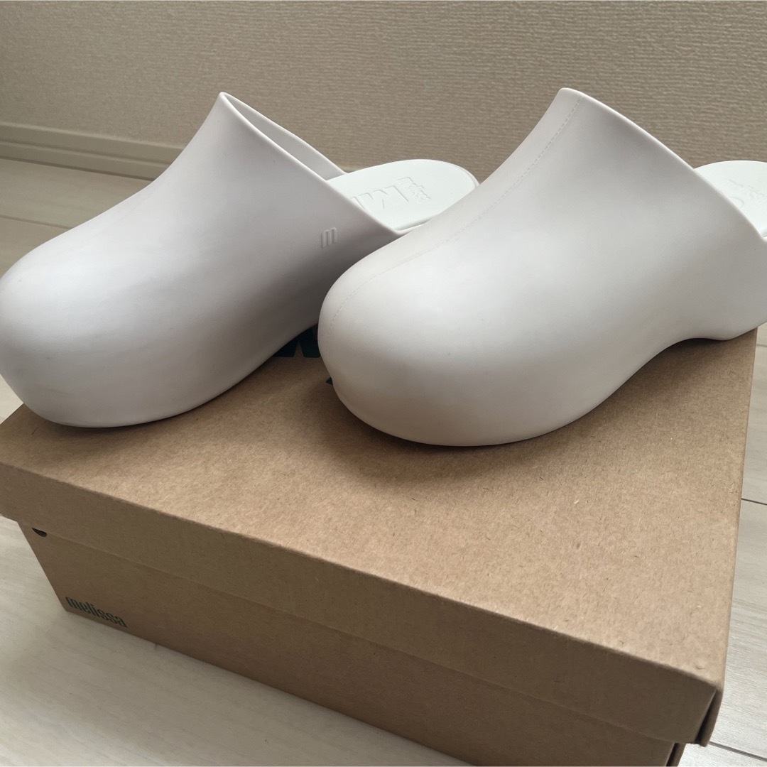 SIMON MILLER(サイモンミラー)の美品 ☆ SIMON MILLER MELISSA Bubble Clog レディースの靴/シューズ(サンダル)の商品写真