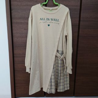 ニシマツヤ(西松屋)の【美品】140サイズ 女の子 トレーナー ワンピース(ワンピース)