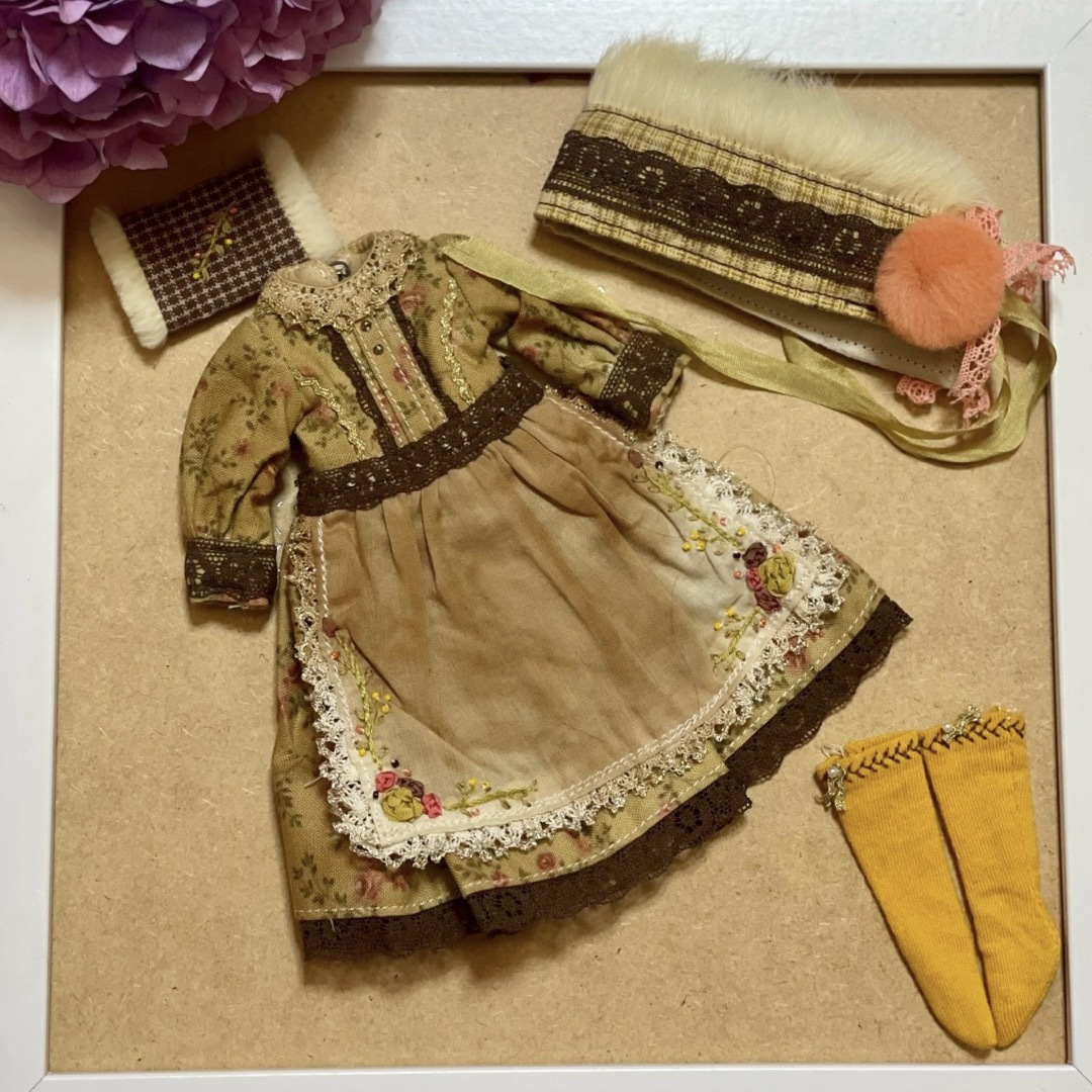 ブライス お洋服 アウトフィット 海外作家製 紅茶染め 冬栗 1