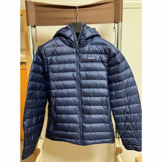 パタゴニア(patagonia)の希少 美品 パタゴニア ダウンセーターフーディ XS ネイビー(ダウンジャケット)