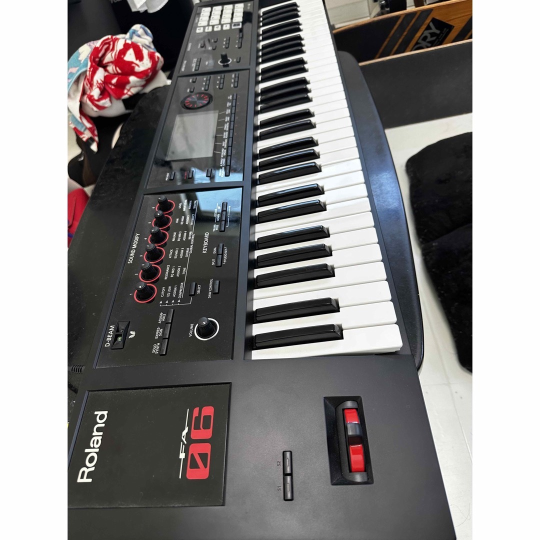 Roland(ローランド)のRoland FA-06 楽器の鍵盤楽器(キーボード/シンセサイザー)の商品写真