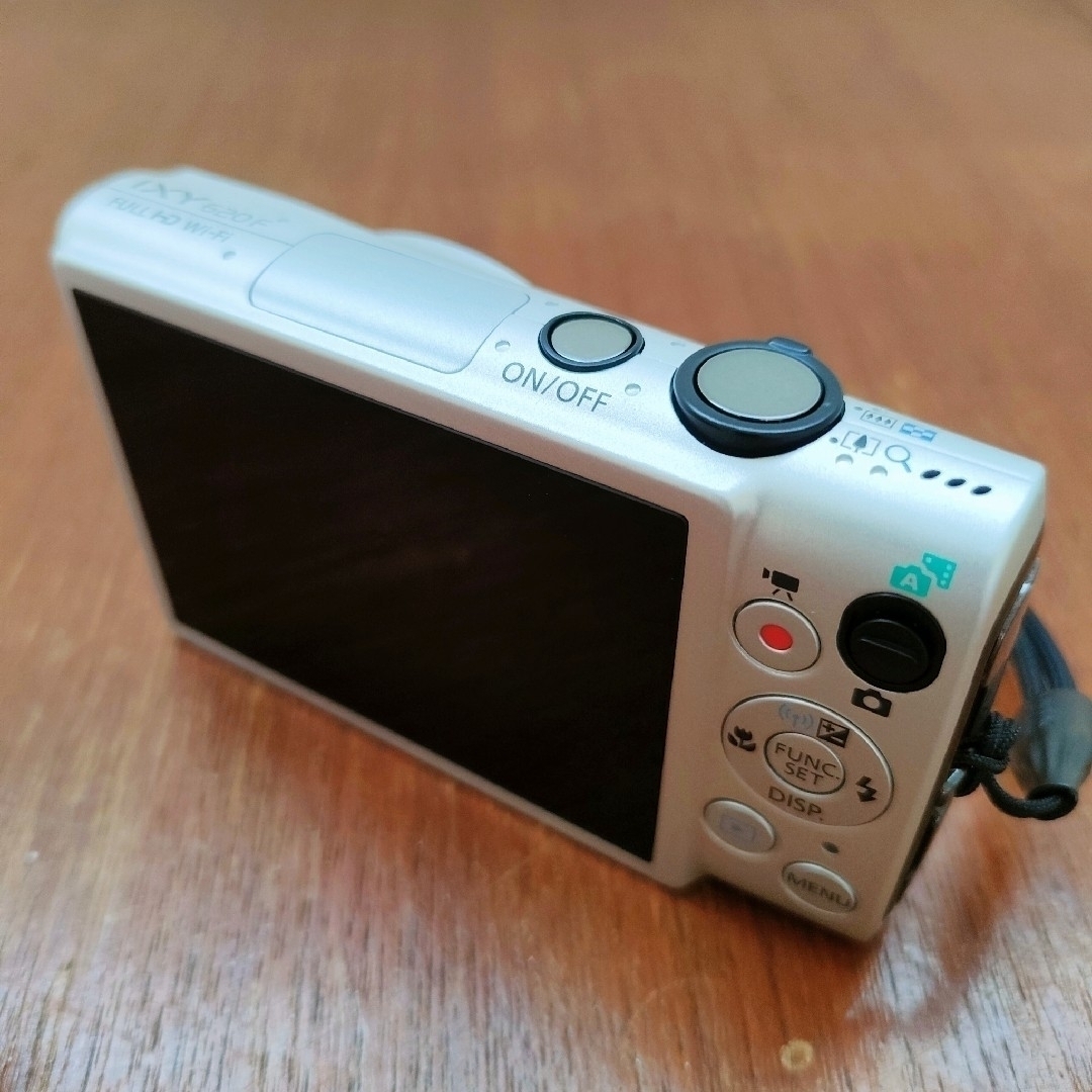 Canon(キヤノン)のCanonIXY 620F スマホ/家電/カメラのカメラ(コンパクトデジタルカメラ)の商品写真