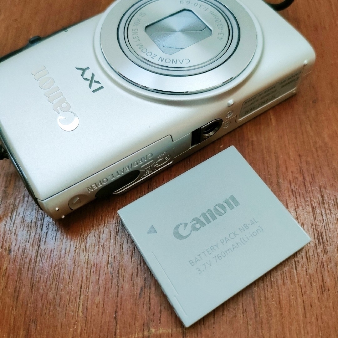 Canon(キヤノン)のCanonIXY 620F スマホ/家電/カメラのカメラ(コンパクトデジタルカメラ)の商品写真