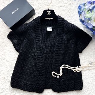 シャネル(CHANEL)の美品　CHANELシャネル　ニット　ビジュー　ジャケット　ブラック　カーディガン(ボレロ)