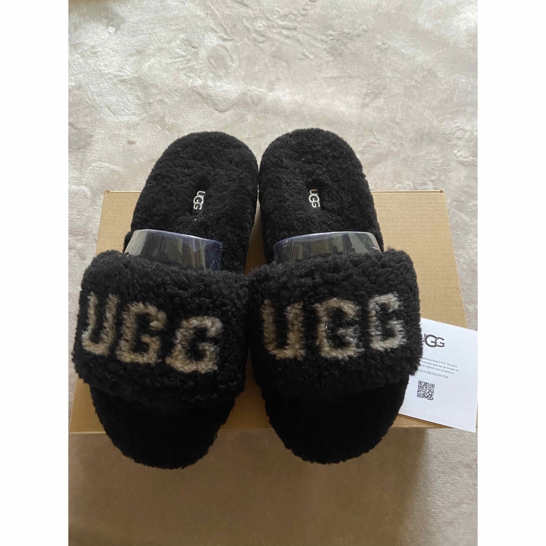 UGGサンダル(ブラック)