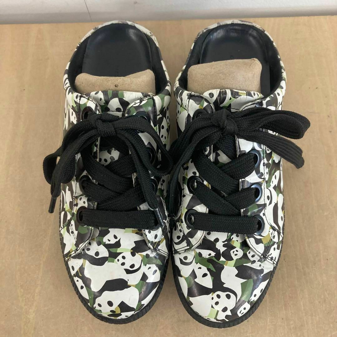 Charles and Keith(チャールズアンドキース)のCHARLES & KEITH Panda Shoes 25.5cm レディースの靴/シューズ(スニーカー)の商品写真