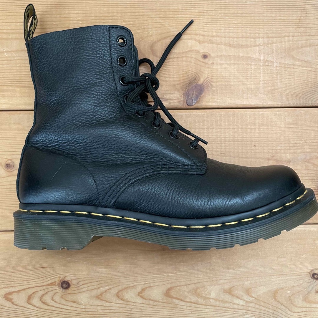 Dr.Martens(ドクターマーチン)のドクターマーチン PASCAL VIRGINIA 8ホールブーツ UKサイズ 6 レディースの靴/シューズ(ブーツ)の商品写真