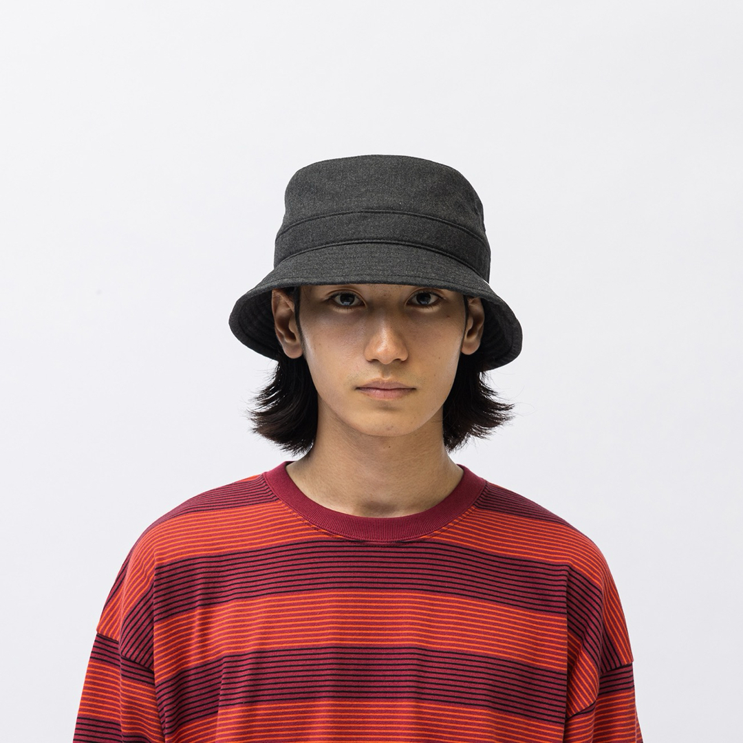 W)taps(ダブルタップス)のWTAPS 23SW BUCKET 02 HAT チャコール L  メンズの帽子(ハット)の商品写真