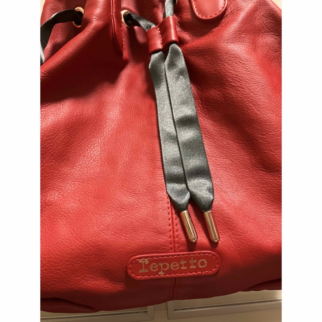 新品・未使用 レペット(Repetto) 赤レッド トートバッグ 革 アラベスク レディースのバッグ(トートバッグ)の商品写真