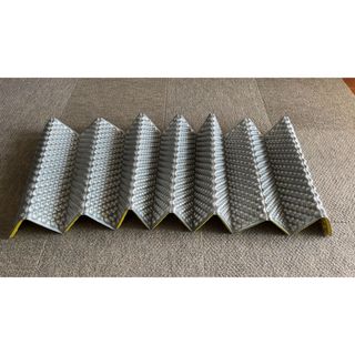 THERMAREST - 新品 超最新モデル Neoair Xtherm NXT R値7.3 Rサイズの