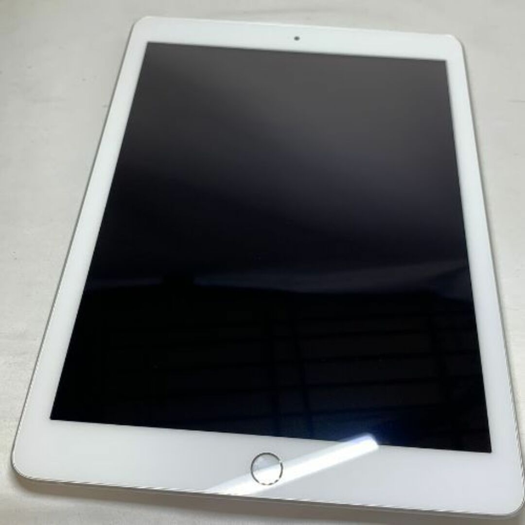 【品】iPad 5 Wi-Fiモデル 128GB MP2J2JA シルバーのサムネイル