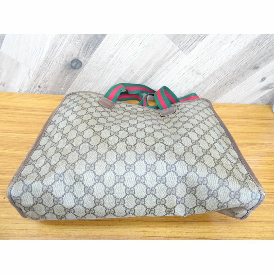 Gucci(グッチ)のK浦010/ オールドグッチ PVC レザー バッグ GGスプリーム レディースのバッグ(トートバッグ)の商品写真