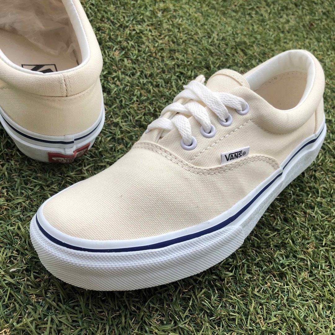 ERA（VANS）(エラ)の美品23 VANS ERA ヴァンズ エラ HW341 レディースの靴/シューズ(スニーカー)の商品写真