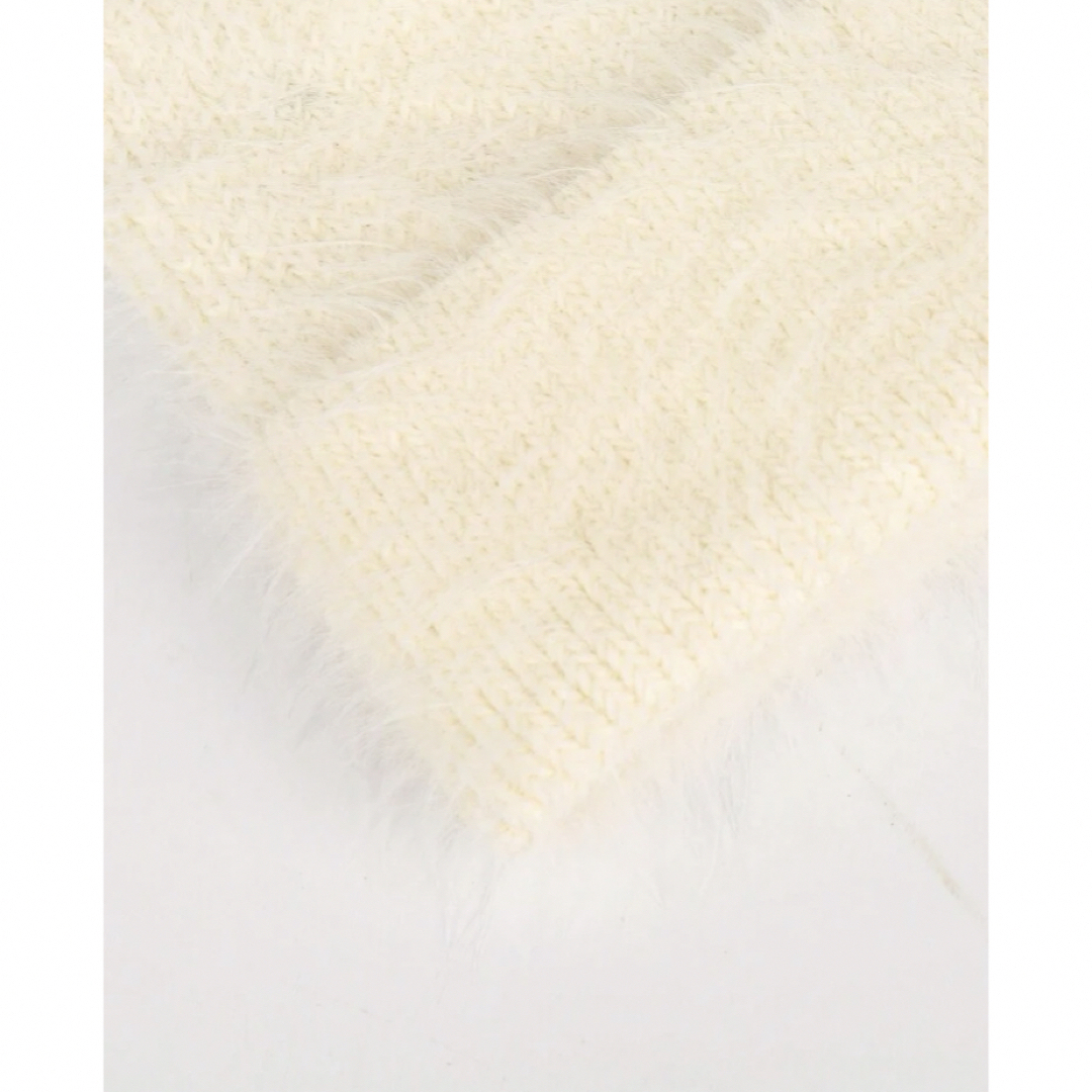 ZARA(ザラ)のふわふニット帽 ニット 帽子 防寒 寒さ対策 暖かアイテム レディースの帽子(ニット帽/ビーニー)の商品写真