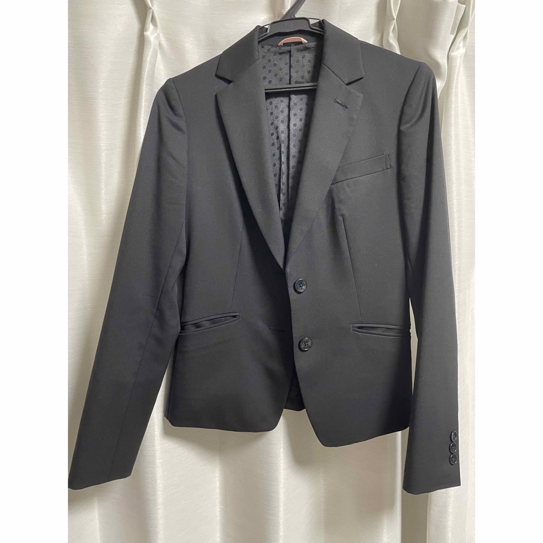 青山(アオヤマ)のスーツ　ジャケット　7号　入学式　卒業式　リクルート　オフィス　仕事 レディースのフォーマル/ドレス(スーツ)の商品写真