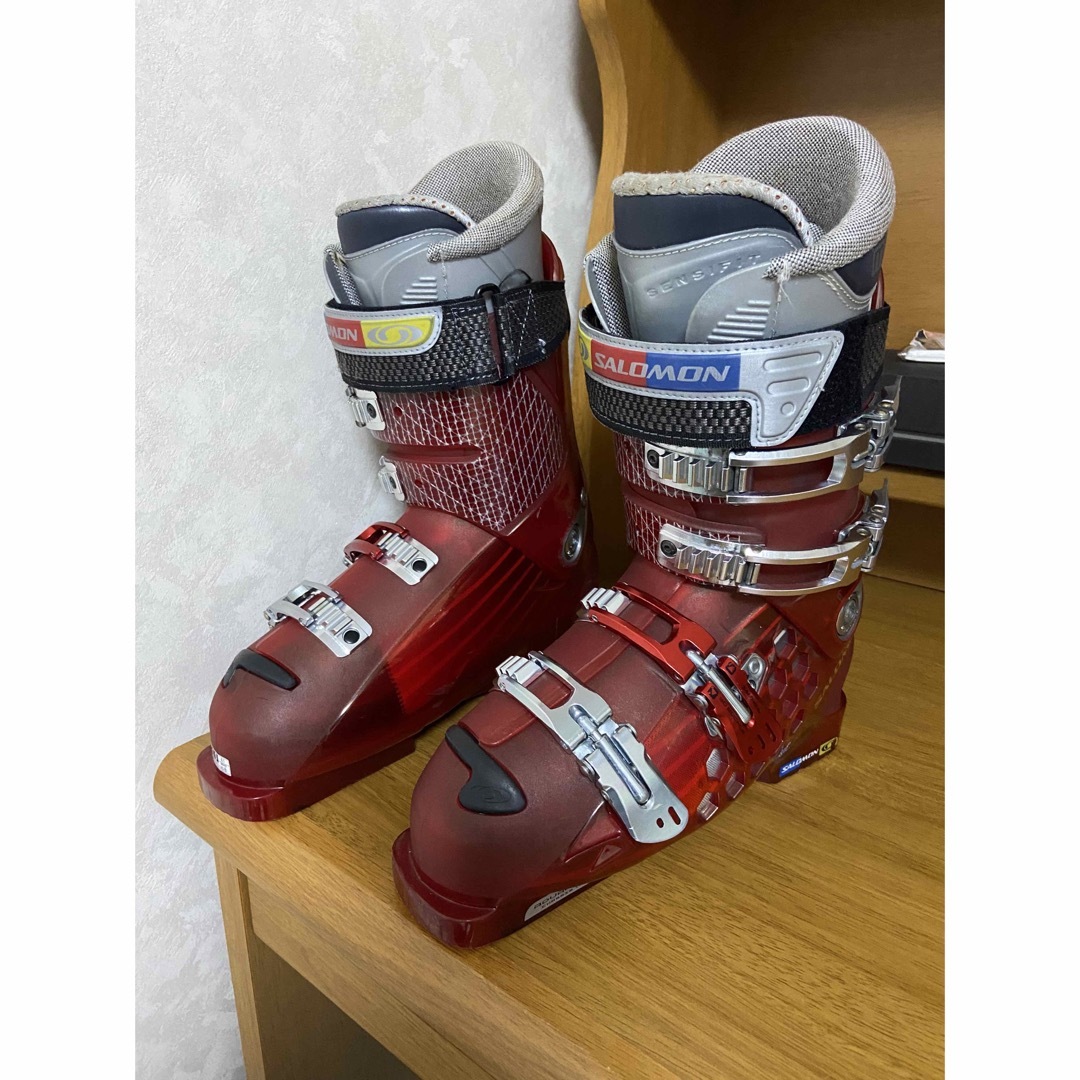 SALOMON(サロモン)のサロモンスキーブーツ スポーツ/アウトドアのスキー(ブーツ)の商品写真