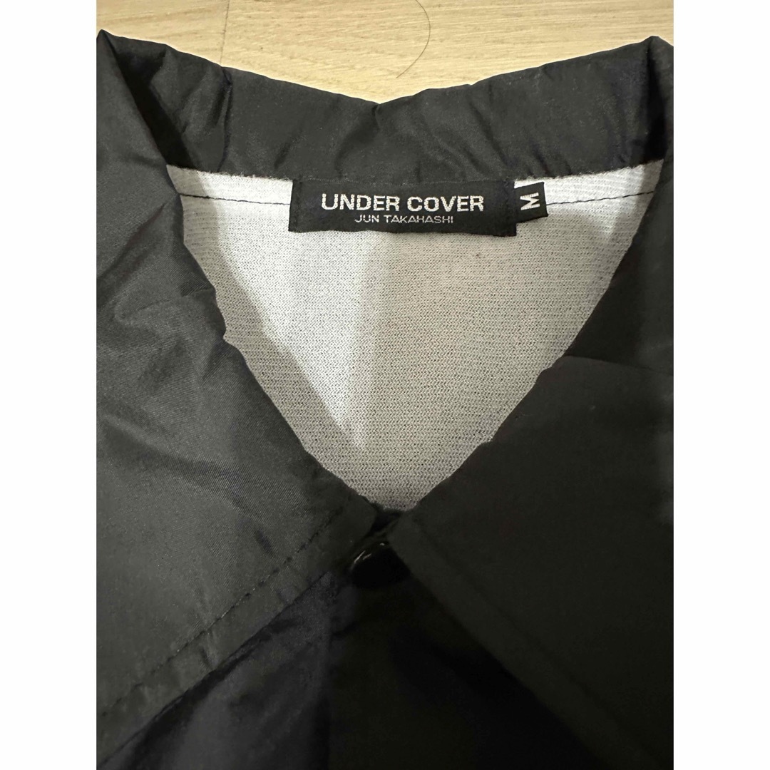UNDERCOVER(アンダーカバー)のアンダーカバー コーチジャケット Uロゴ バックロゴ  黒 M ブルゾン メンズのジャケット/アウター(ナイロンジャケット)の商品写真