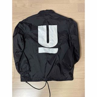 アンダーカバー(UNDERCOVER)のアンダーカバー コーチジャケット Uロゴ バックロゴ  黒 M ブルゾン(ナイロンジャケット)