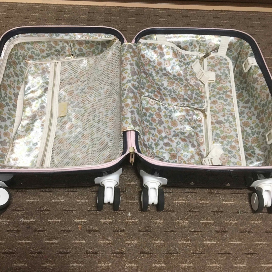 PLUS ONE(プラスワン)のハードタイプスーツケース　キッズ　アンジェール レディースのバッグ(スーツケース/キャリーバッグ)の商品写真