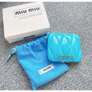 ミュウミュウ(miumiu)の新品　miumiu 非売品　ミラー 　ブルー　巾着袋付き(ミラー)