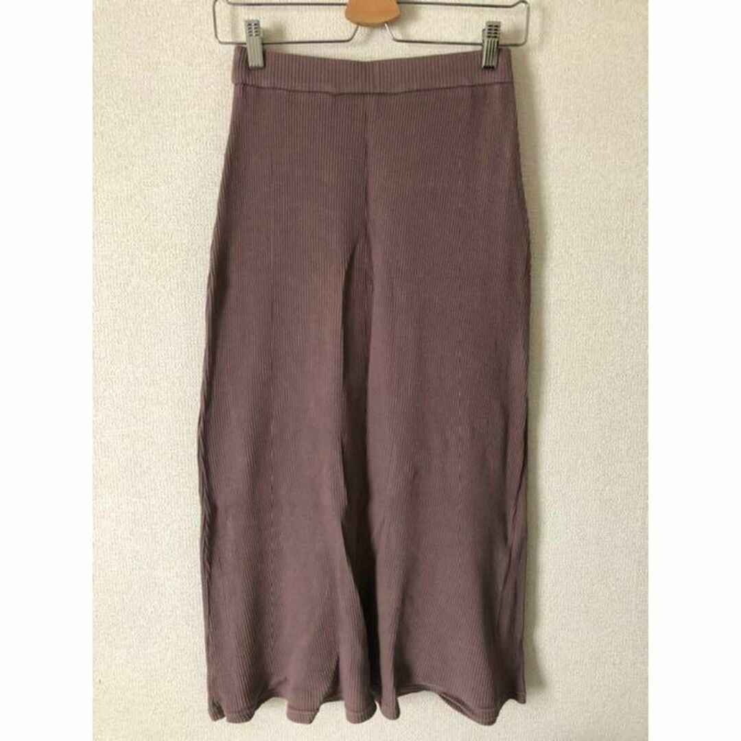 GU(ジーユー)のGU ピンクリブラップミディスカート レディースのスカート(ロングスカート)の商品写真
