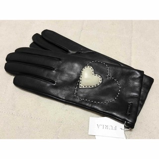フルラ(Furla)の385新品FURLAフルラ羊革ラムレザーハート柄手袋イタリア製(手袋)
