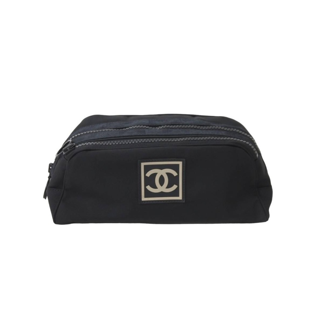 CHANEL - CHANEL シャネル ポーチ クラッチバッグ スポーツライン ココ