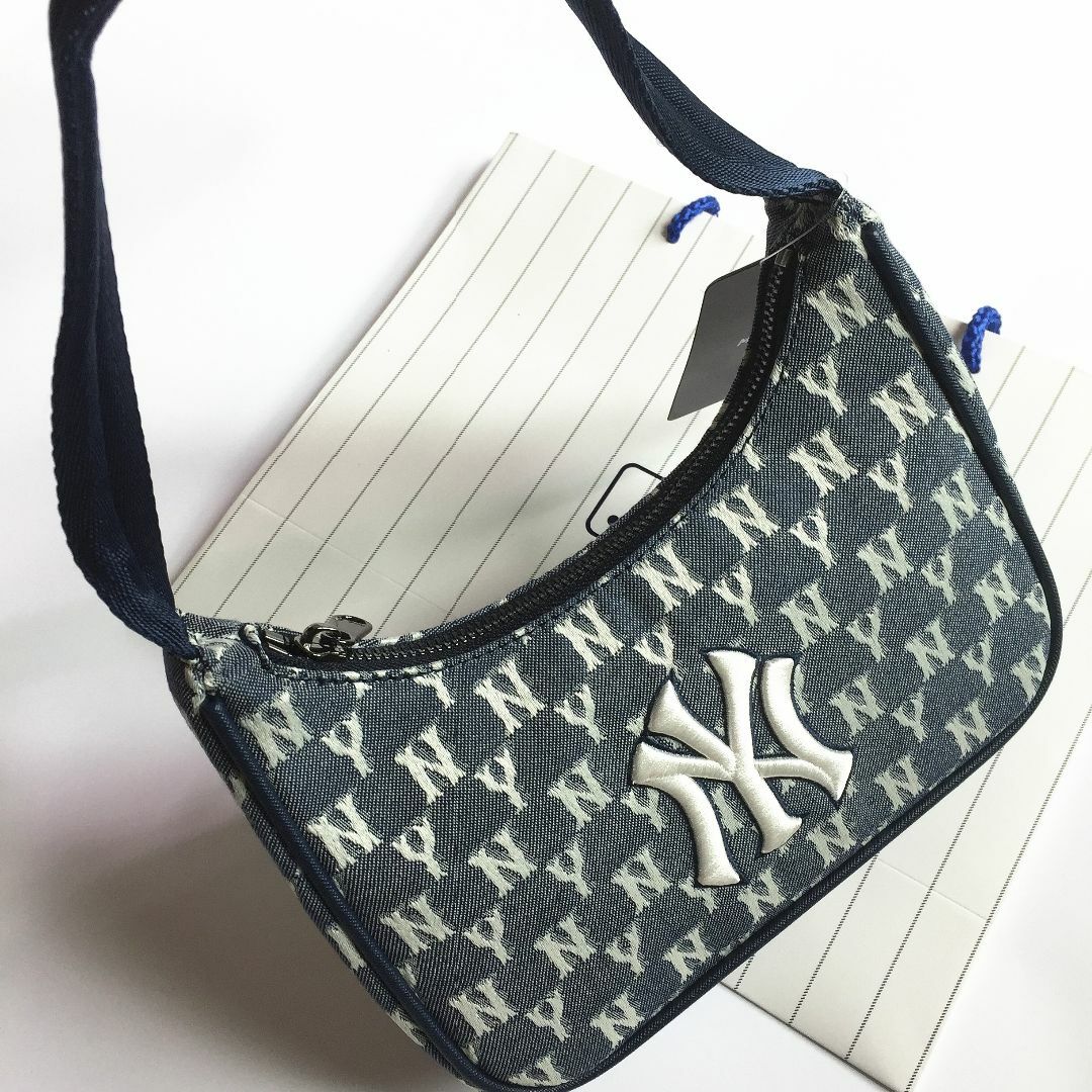 MLB(メジャーリーグベースボール)の新品 MLB KOREA ホーボーバッグ トートバッグ NYロゴ ネイビー レディースのバッグ(トートバッグ)の商品写真