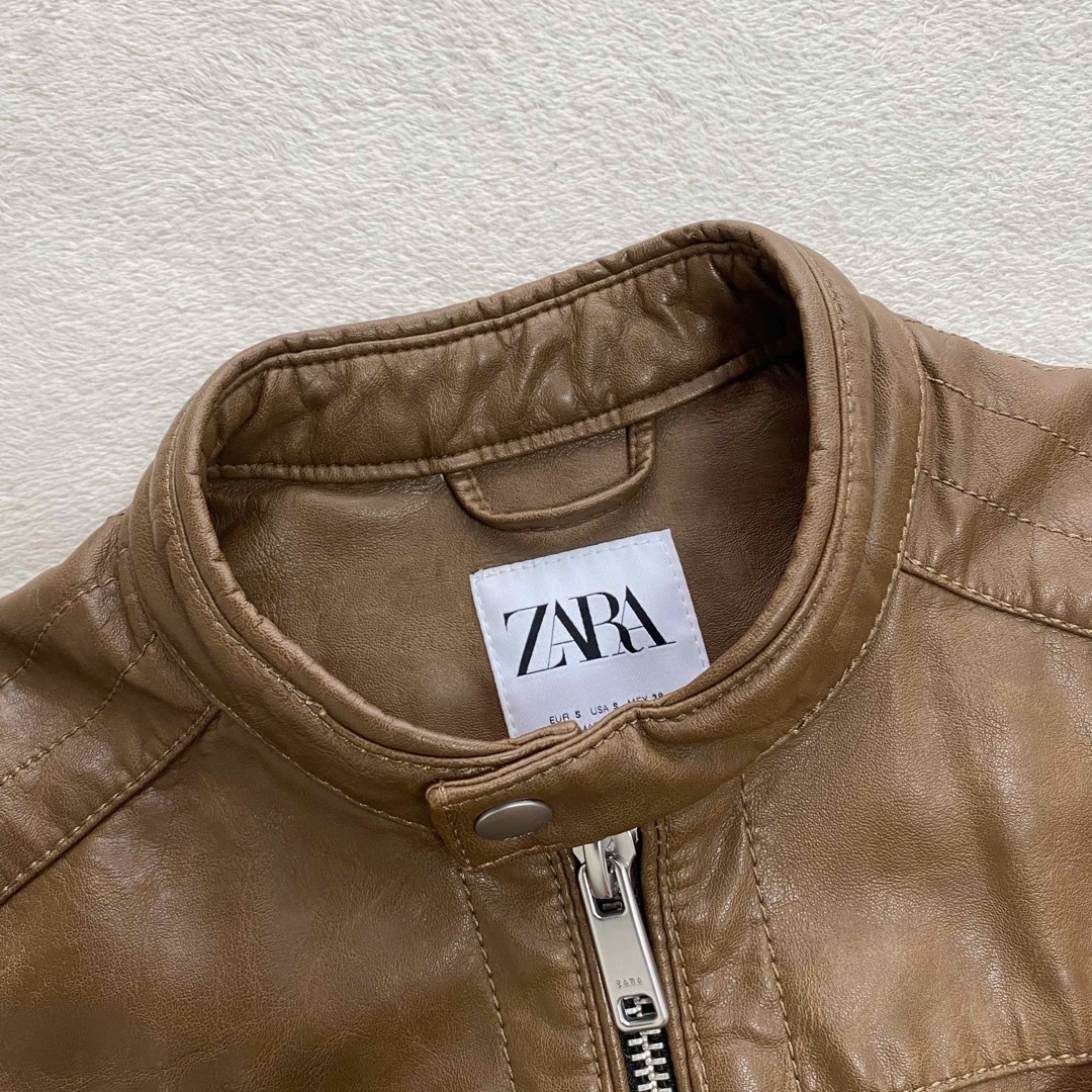 ZARA(ザラ)のZARA 美品　シングルライダース　M位　エコレザー　美シルエット　ストレッチ メンズのジャケット/アウター(ライダースジャケット)の商品写真