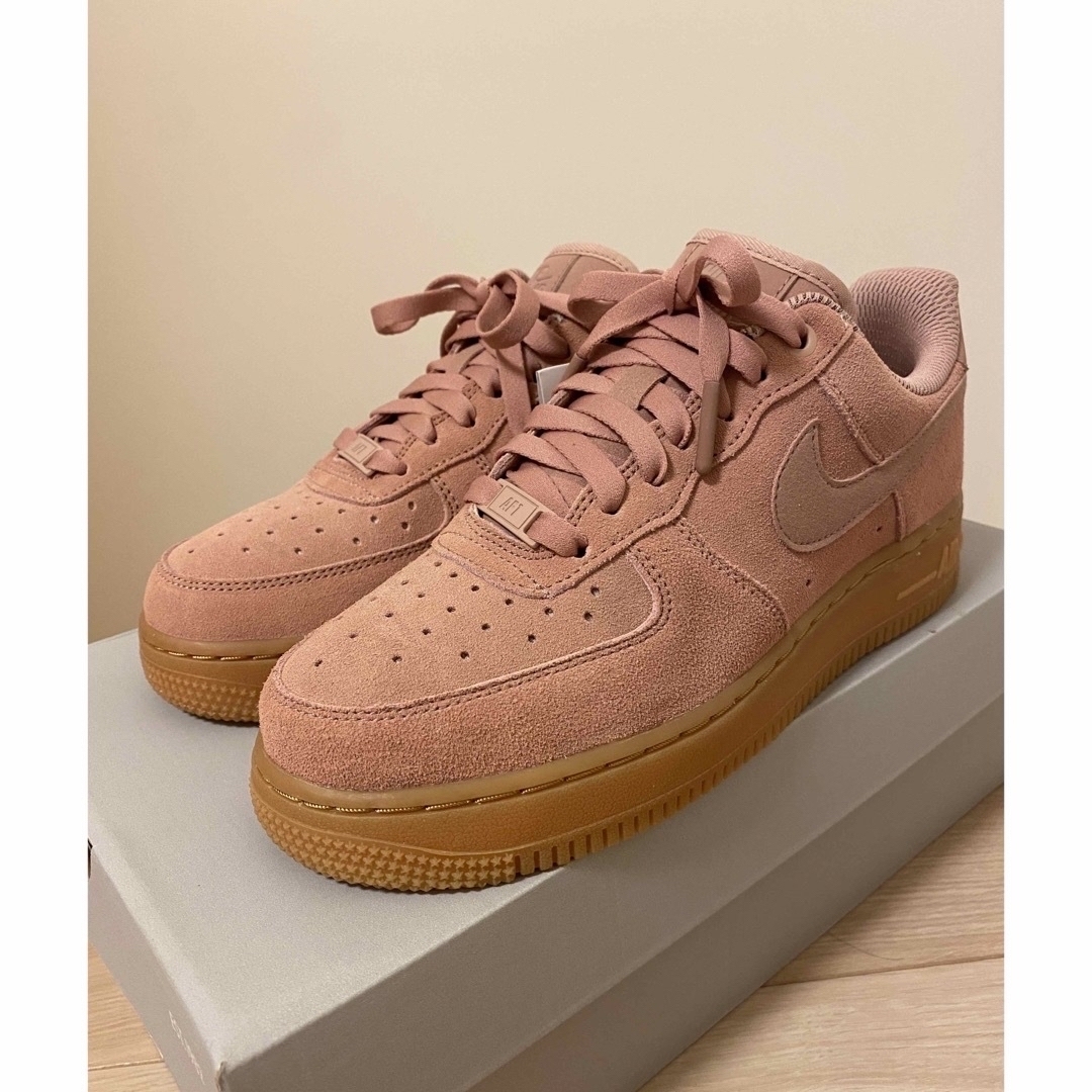 【完売品】NIKE AIR FORCE 1 SUEDE PINK WMNS