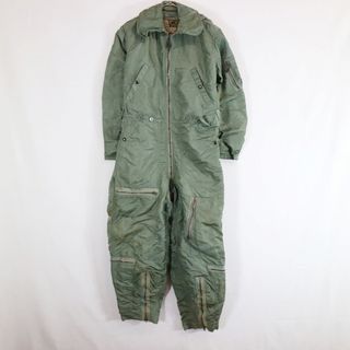 50年代  米軍実物 U.S.AIRFORCE  CWU-1/P フライングカーバーオール ミリタリー 戦闘服 アウター オリーブ (メンズ S) 中古 古着 N7811(サロペット/オーバーオール)